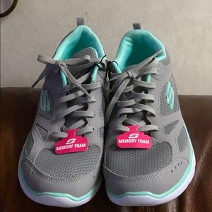 Skechers memory foam womens size 10
